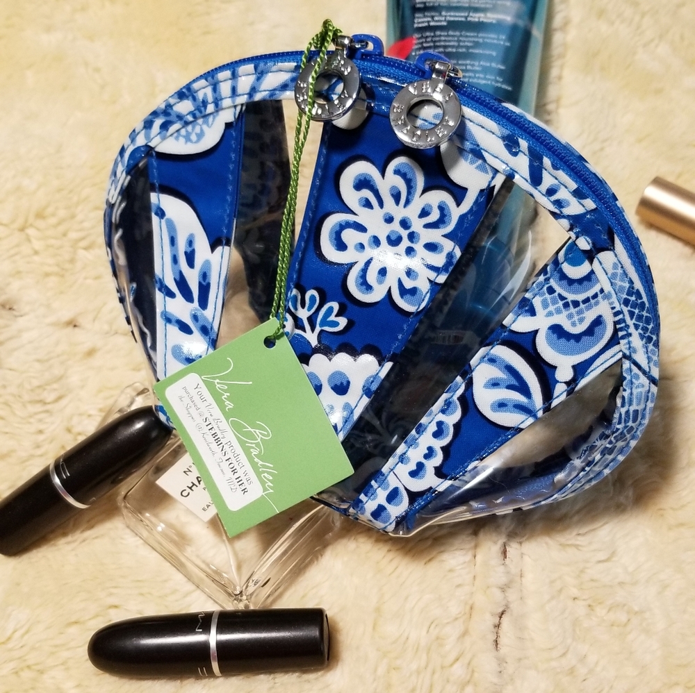 Vera Bradley Women's Plastic Cosmetic Bag.